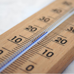 What's the ideal temperature to stay healthy at home?