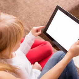 Les écrans menacent-ils le développement des enfants ?