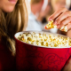 Pourquoi mange-t-on du pop corn au cinéma ?